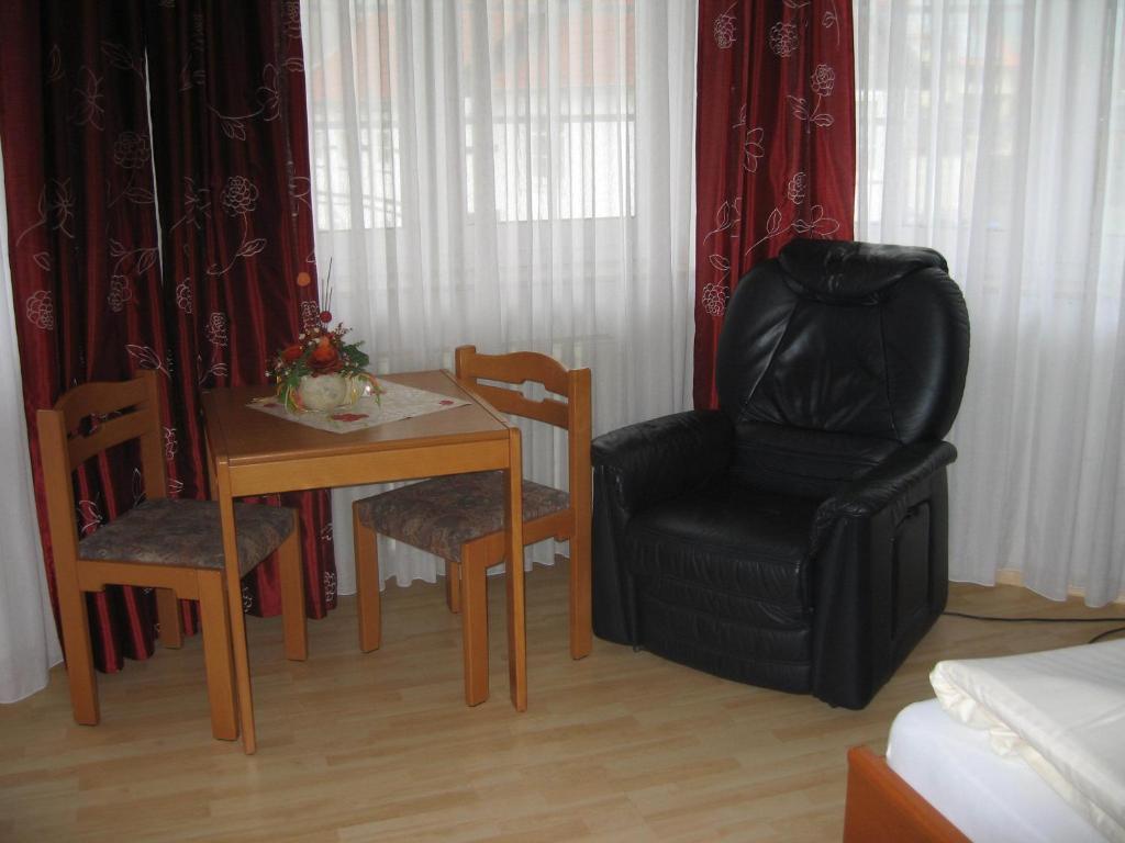 Hotel Alt-Holzhausen Bad Pyrmont Cameră foto